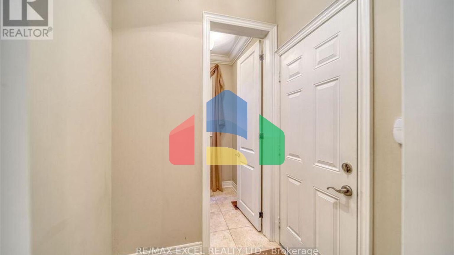 Residential - Single Family Home - Vaughan, Canada - Canada