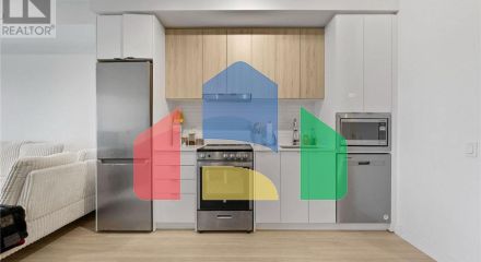 Residential - Single Family Home - Vaughan, Canada - Canada