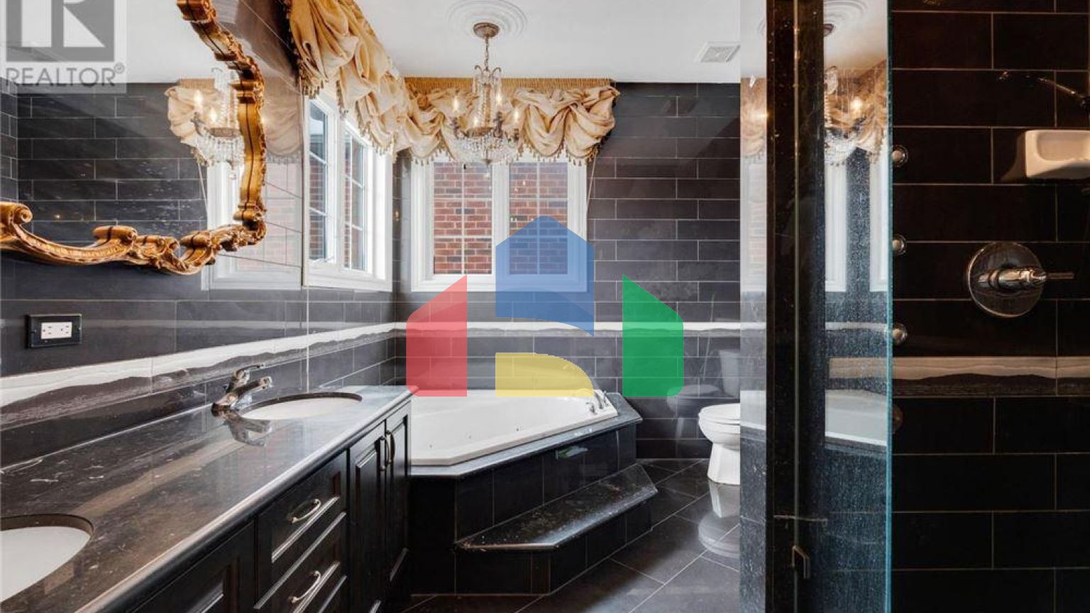 Residential - Single Family Home - Vaughan, Canada - Canada