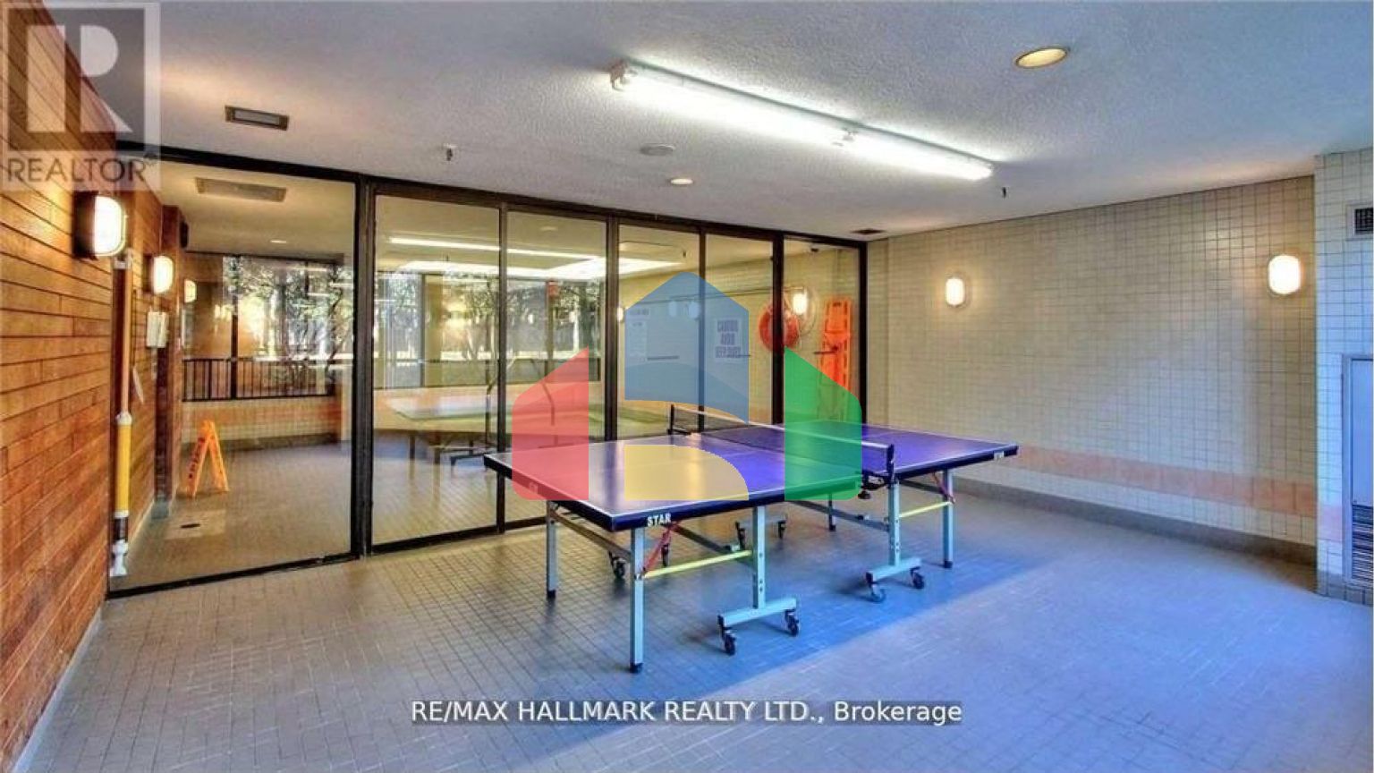 Residential - Single Family Home - Vaughan, Canada - Canada