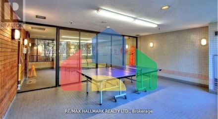 Residential - Single Family Home - Vaughan, Canada - Canada