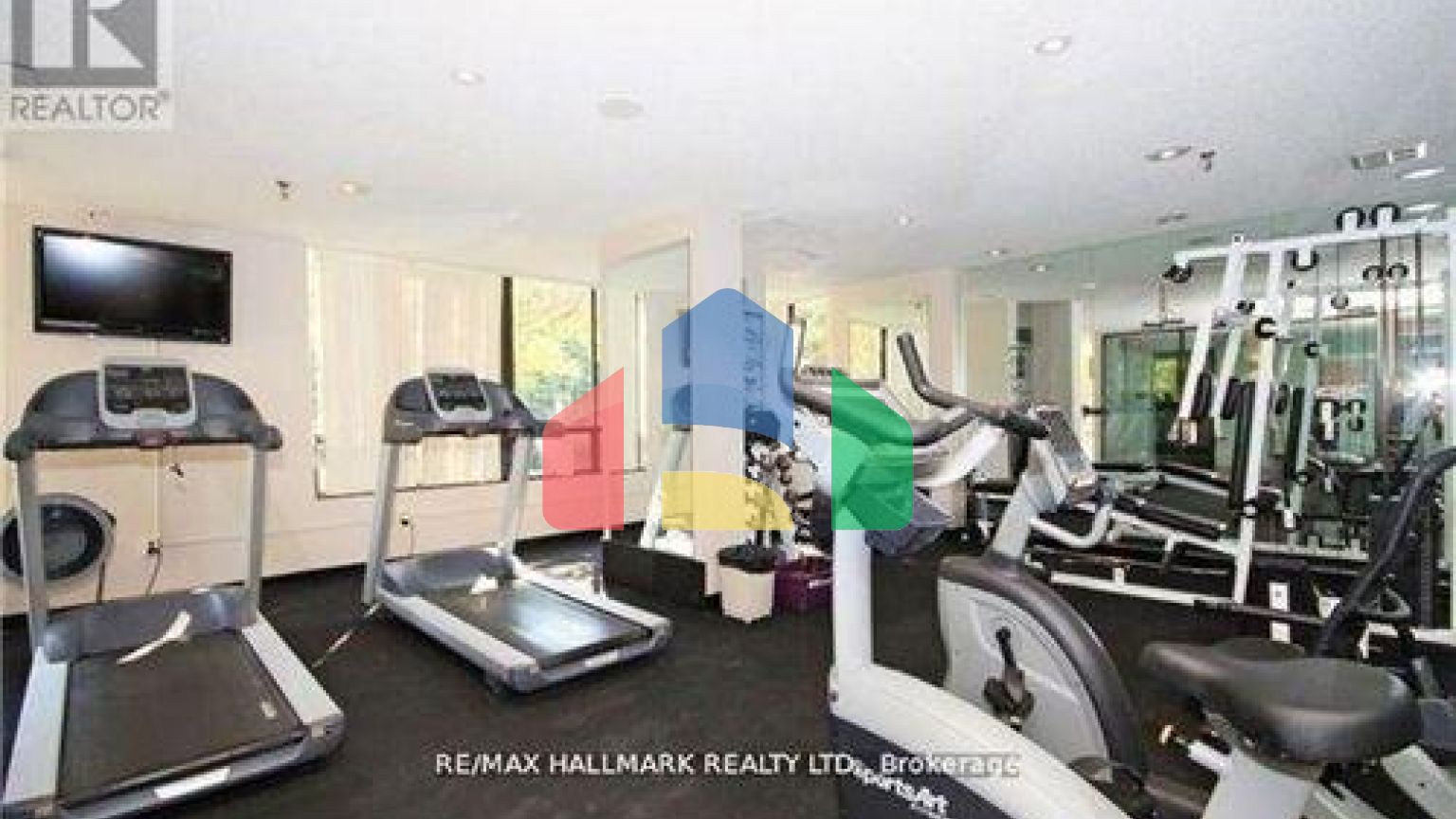 Residential - Single Family Home - Vaughan, Canada - Canada