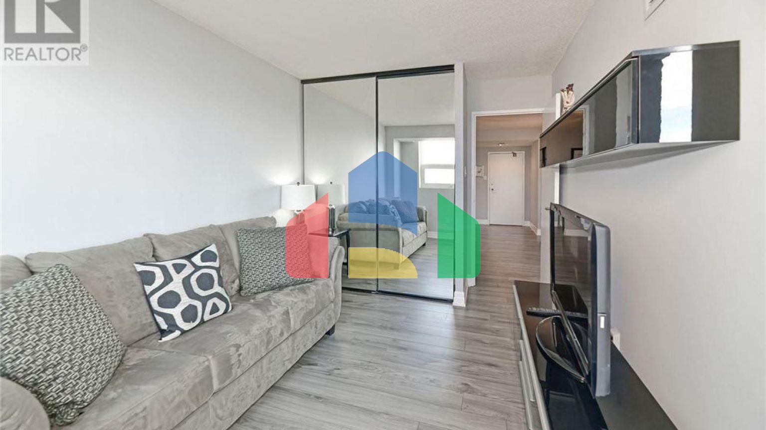 Residential - Single Family Home - Vaughan, Canada - Canada