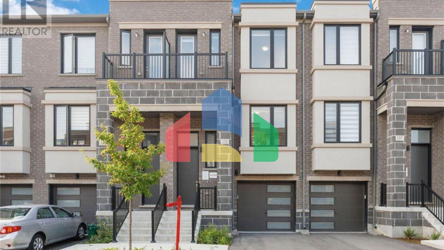 Residential - Single Family Home - Vaughan, Canada - Canada