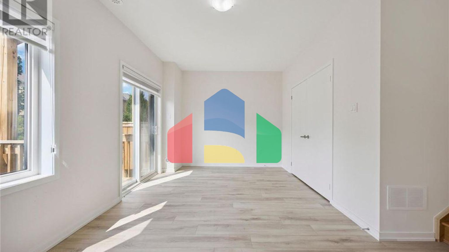 Residential - Single Family Home - Vaughan, Canada - Canada