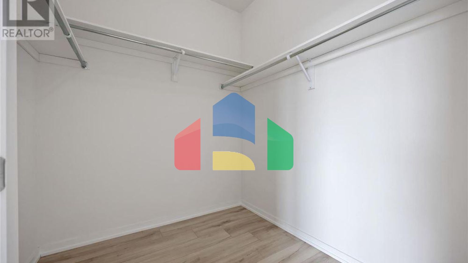 Residential - Single Family Home - Vaughan, Canada - Canada