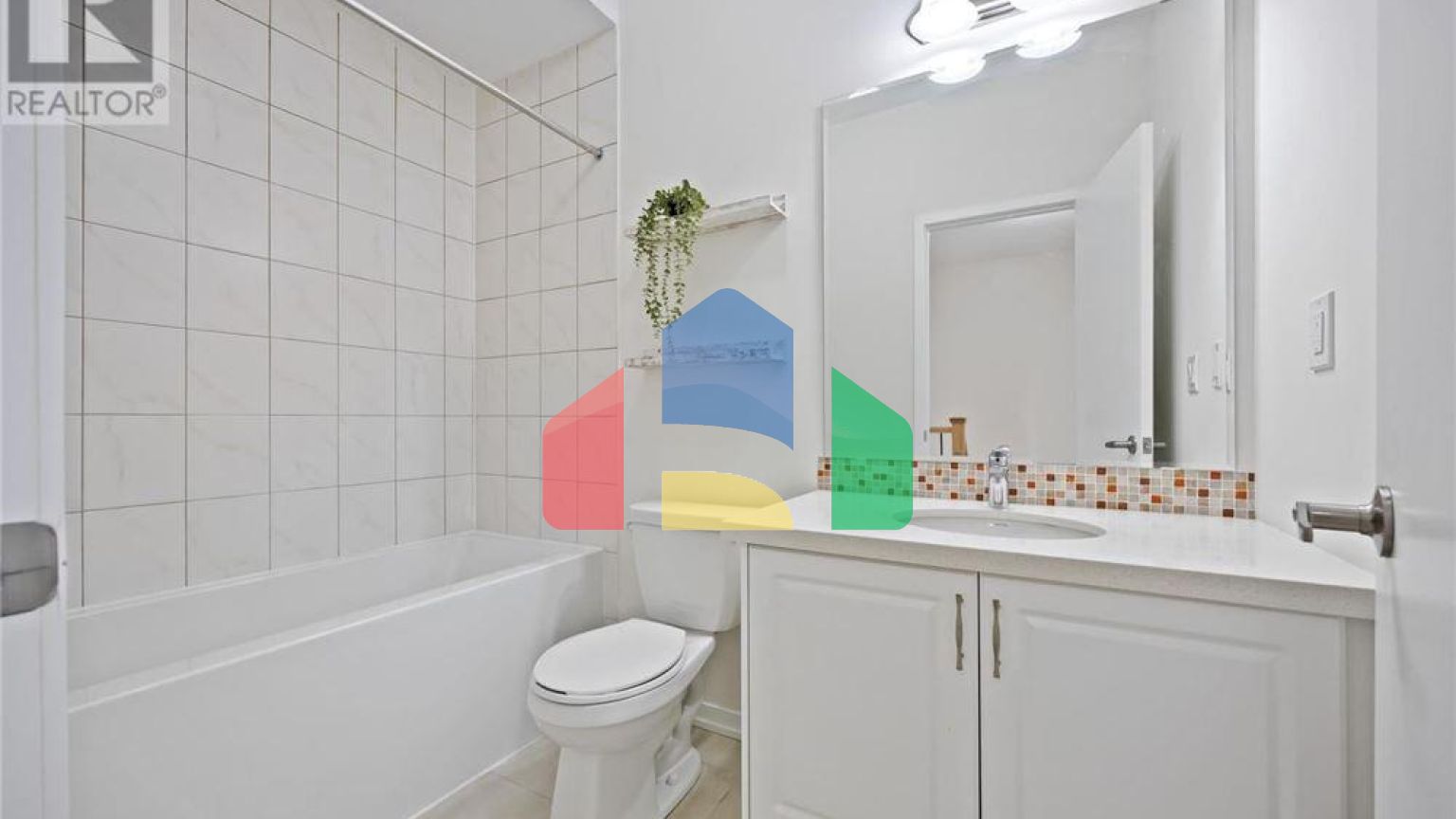 Residential - Single Family Home - Vaughan, Canada - Canada