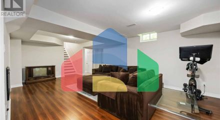 Residential - Single Family Home - Vaughan, Canada - Canada