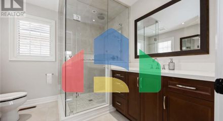 Residential - Single Family Home - Vaughan, Canada - Canada