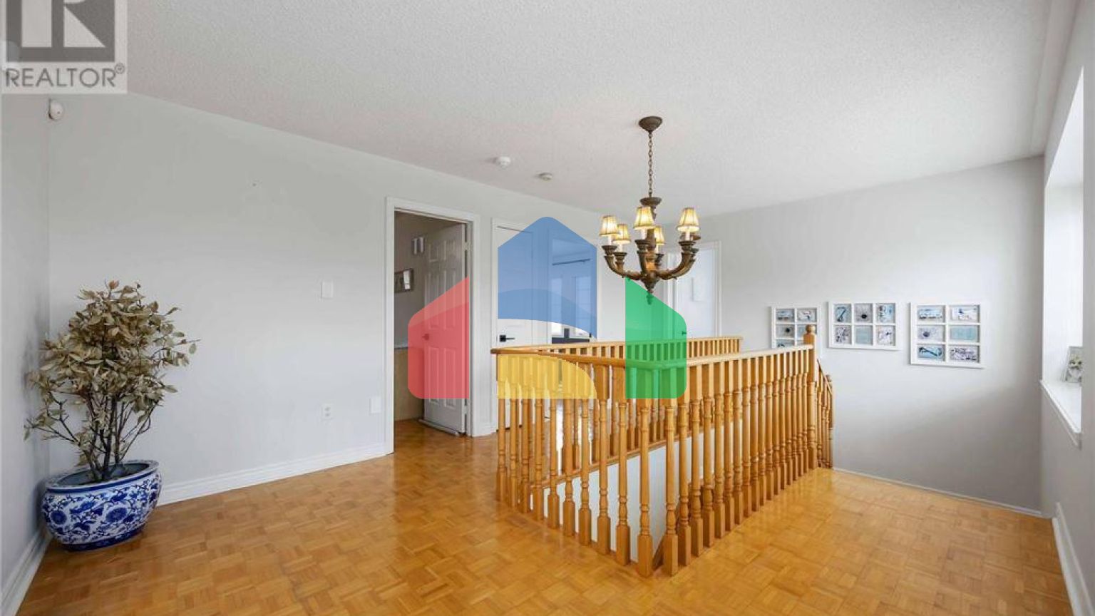 Residential - Single Family Home - Vaughan, Canada - Canada