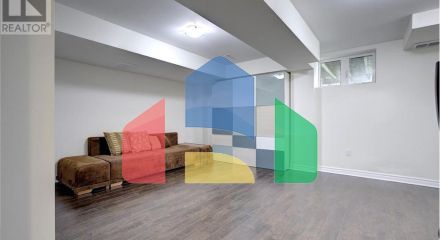 Residential - Single Family Home - Vaughan, Canada - Canada