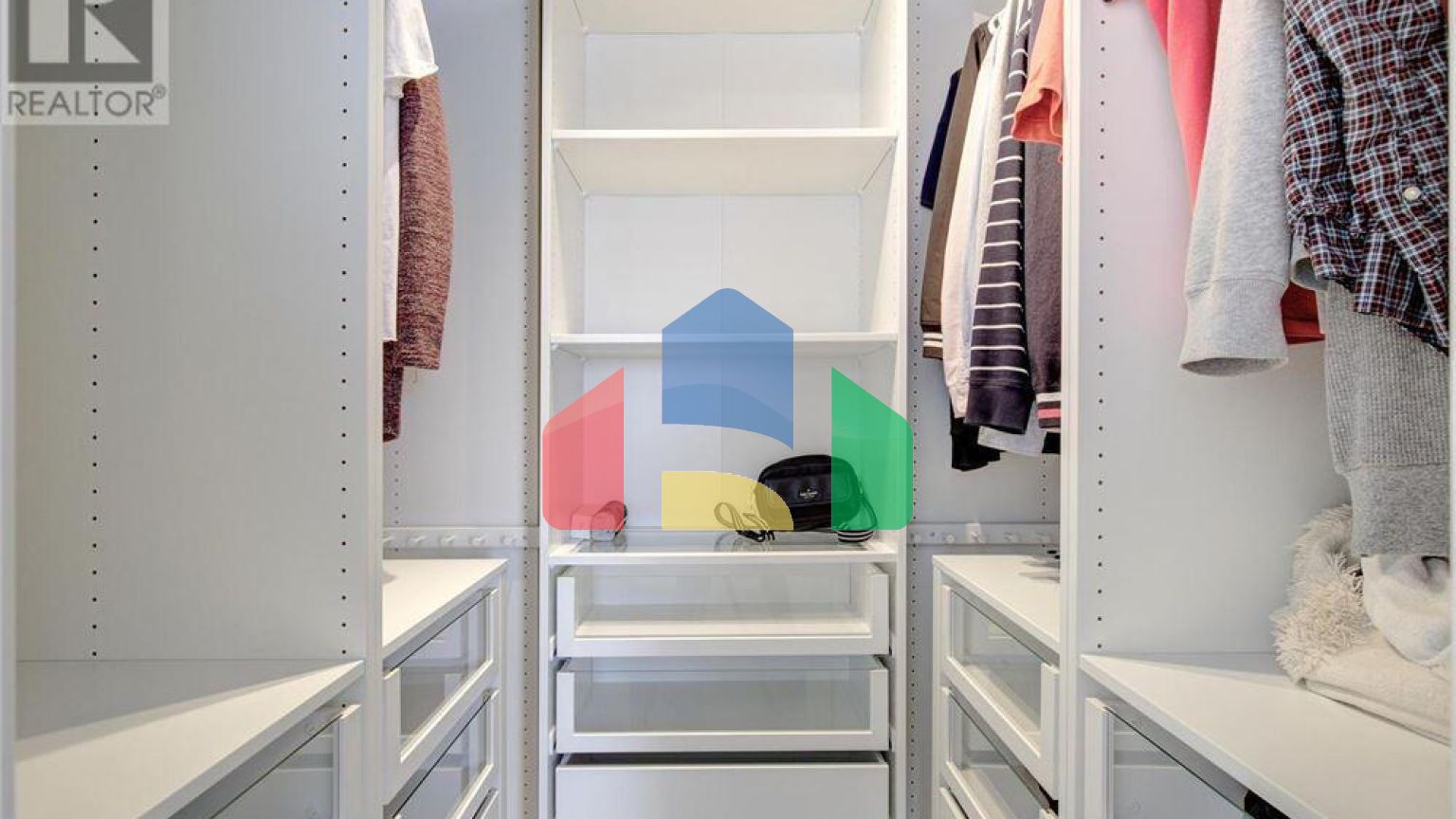 Residential - Single Family Home - Vaughan, Canada - Canada