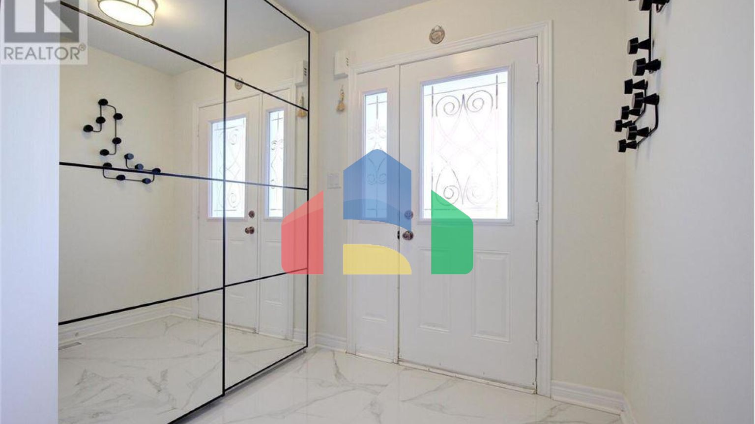 Residential - Single Family Home - Vaughan, Canada - Canada