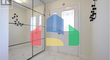 Residential - Single Family Home - Vaughan, Canada - Canada