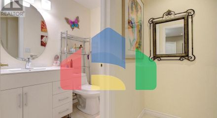 Residential - Single Family Home - Vaughan, Canada - Canada