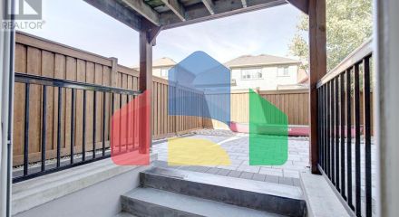 Residential - Single Family Home - Vaughan, Canada - Canada