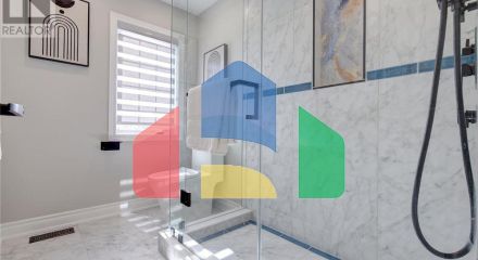 Residential - Single Family Home - Vaughan, Canada - Canada