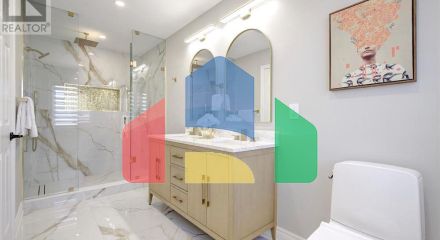 Residential - Single Family Home - Vaughan, Canada - Canada