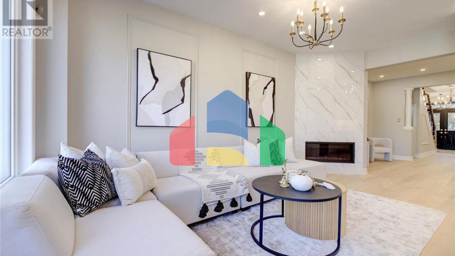 Residential - Single Family Home - Vaughan, Canada - Canada