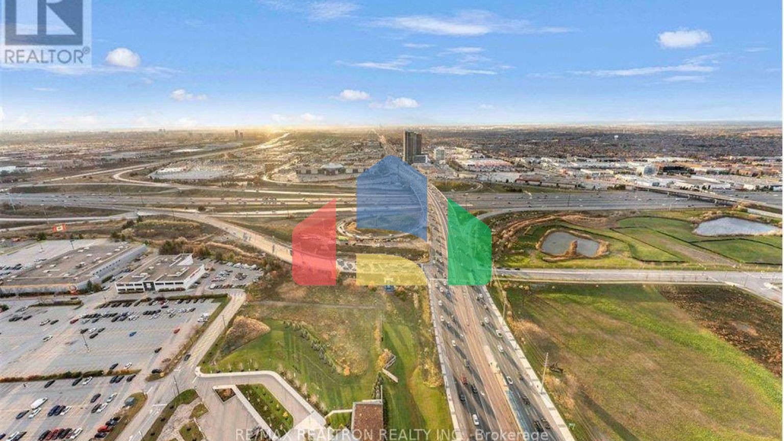 Residential - Single Family Home - Vaughan, Canada - Canada