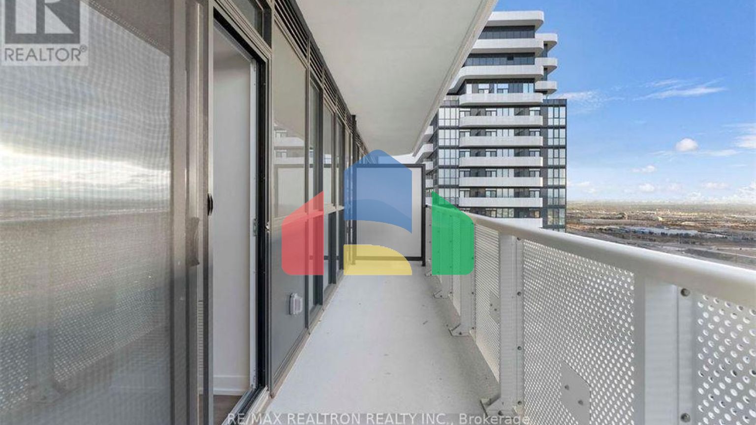 Residential - Single Family Home - Vaughan, Canada - Canada