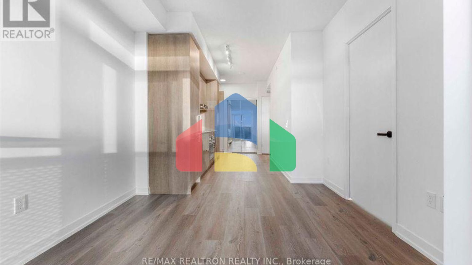 Residential - Single Family Home - Vaughan, Canada - Canada