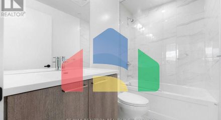 Residential - Single Family Home - Vaughan, Canada - Canada