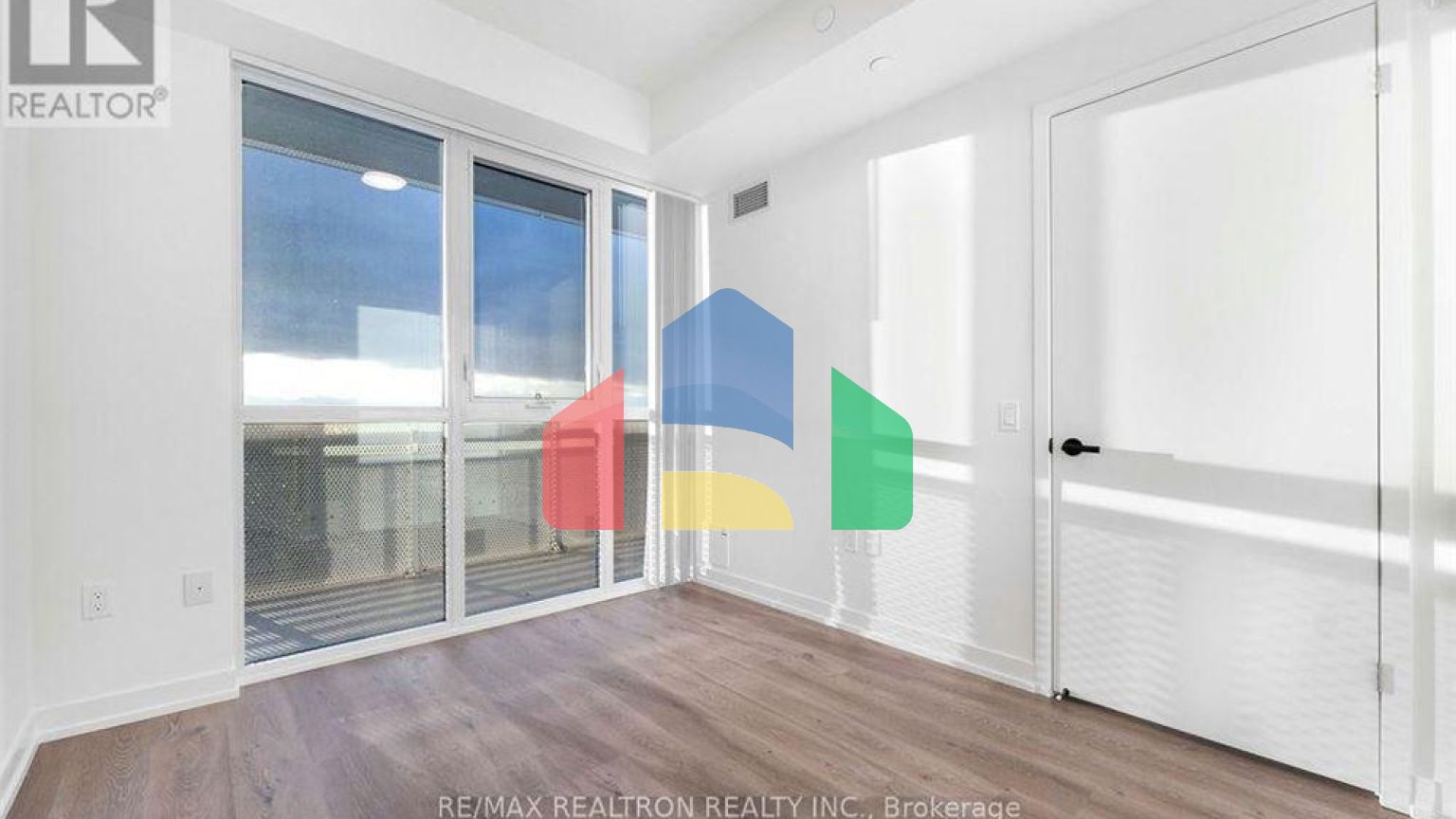 Residential - Single Family Home - Vaughan, Canada - Canada