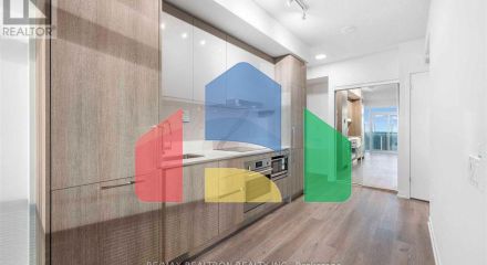 Residential - Single Family Home - Vaughan, Canada - Canada