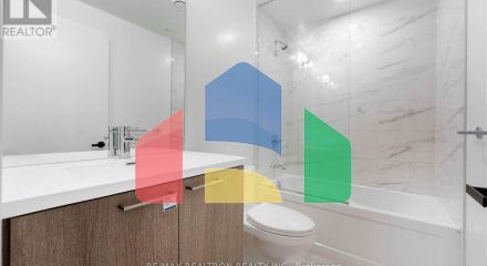 Residential - Single Family Home - Vaughan, Canada - Canada