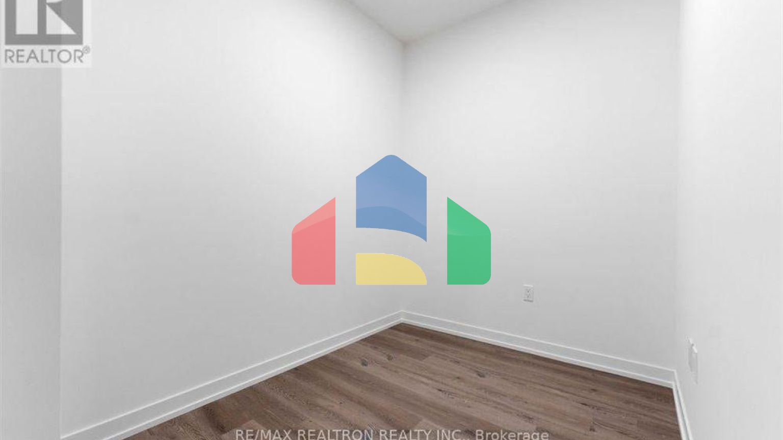 Residential - Single Family Home - Vaughan, Canada - Canada