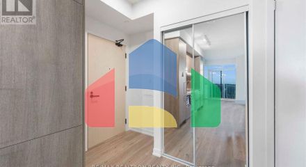 Residential - Single Family Home - Vaughan, Canada - Canada