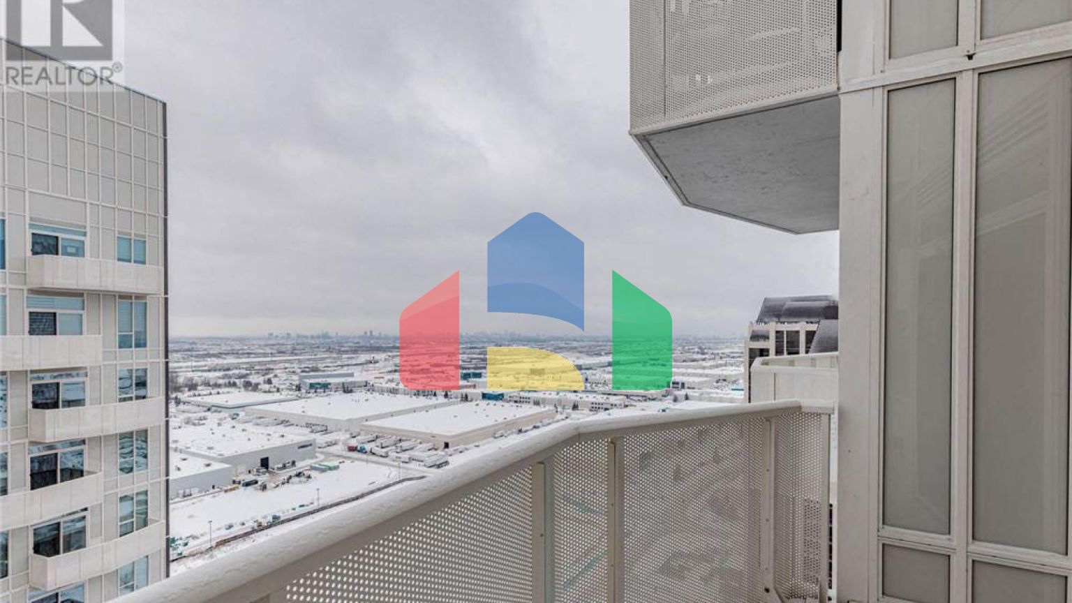 Residential - Single Family Home - Vaughan, Canada - Canada