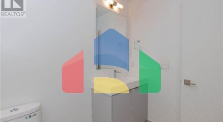 Residential - Single Family Home - Vaughan, Canada - Canada