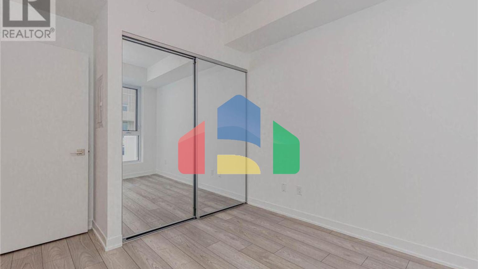 Residential - Single Family Home - Vaughan, Canada - Canada