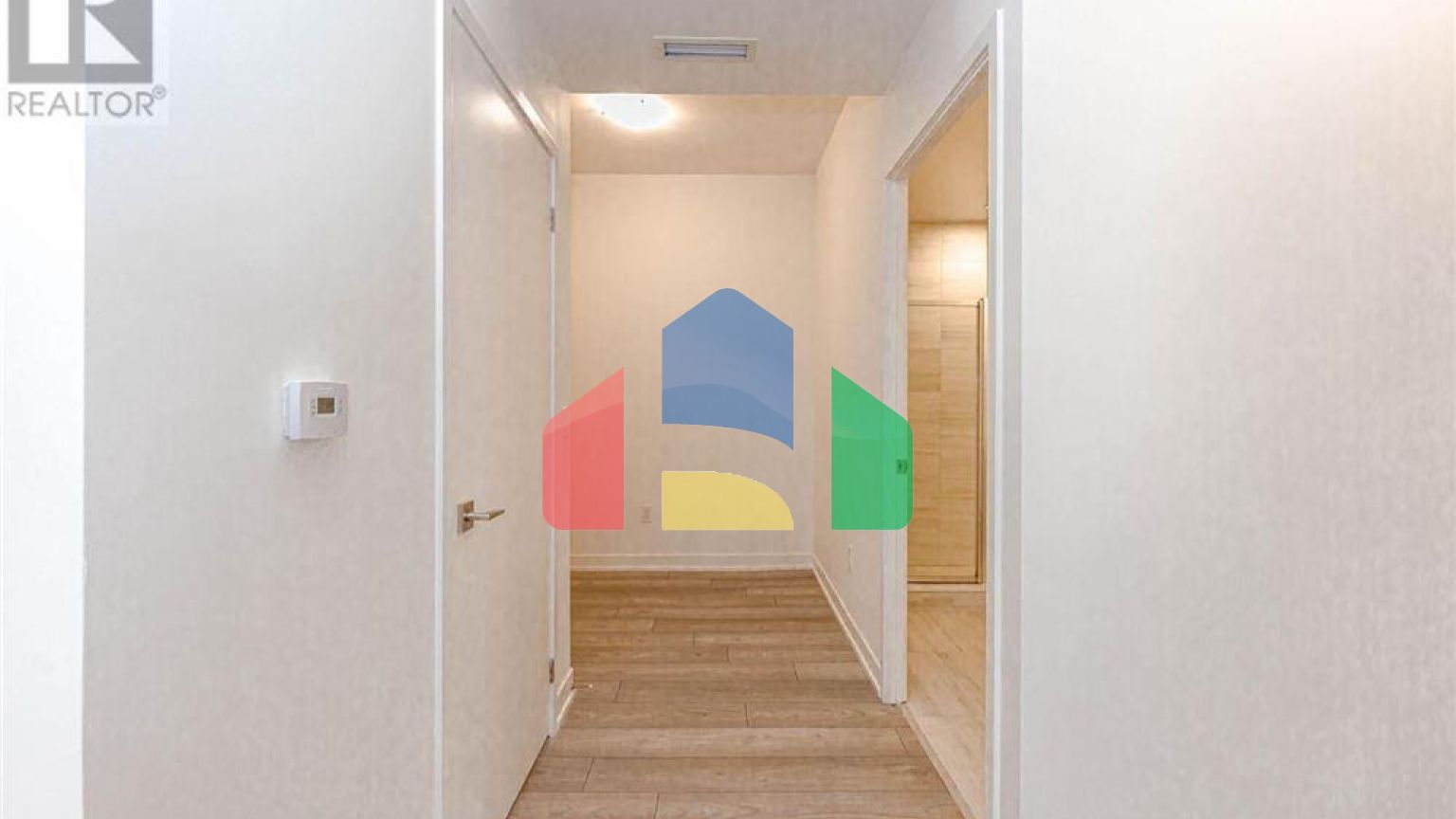 Residential - Single Family Home - Vaughan, Canada - Canada