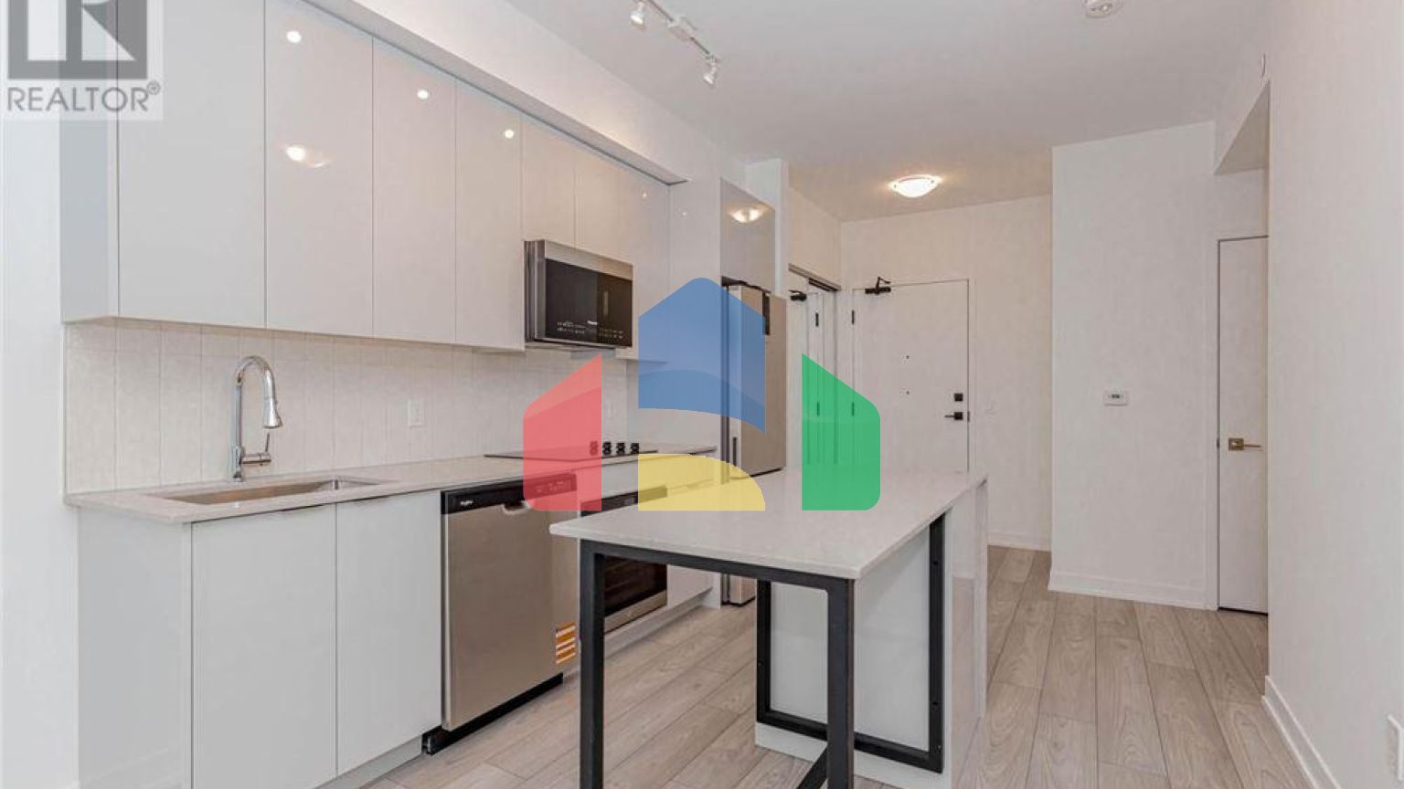 Residential - Single Family Home - Vaughan, Canada - Canada