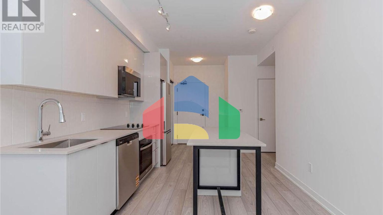 Residential - Single Family Home - Vaughan, Canada - Canada