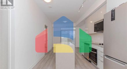 Residential - Single Family Home - Vaughan, Canada - Canada