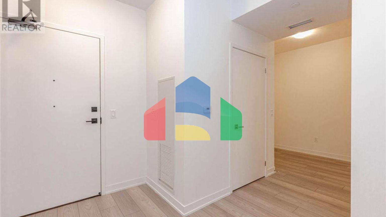 Residential - Single Family Home - Vaughan, Canada - Canada