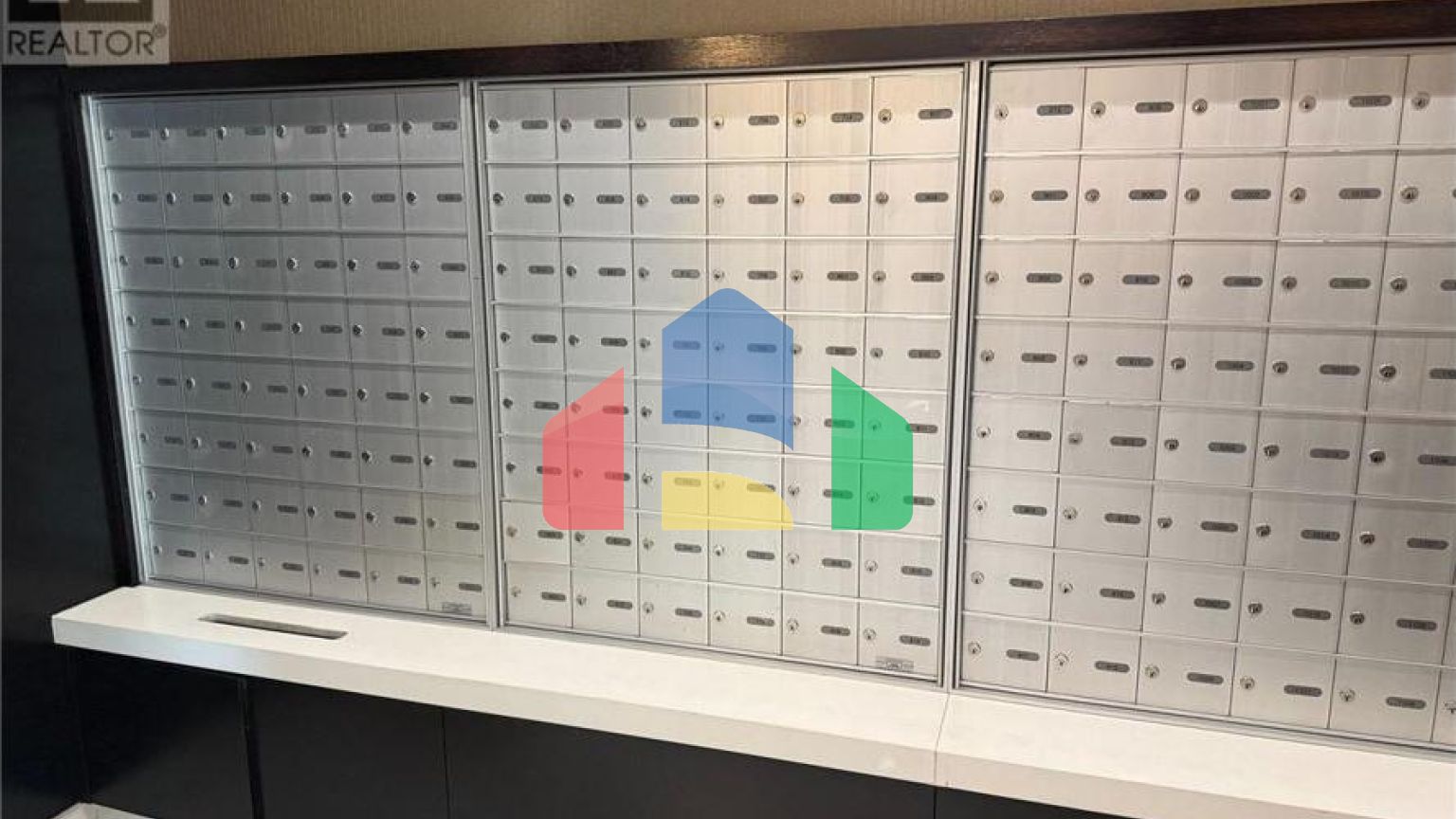 Residential - Condo/Apartment - Vaughan, Canada - Canada