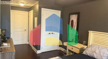 Residential - Condo/Apartment - Vaughan, Canada - Canada