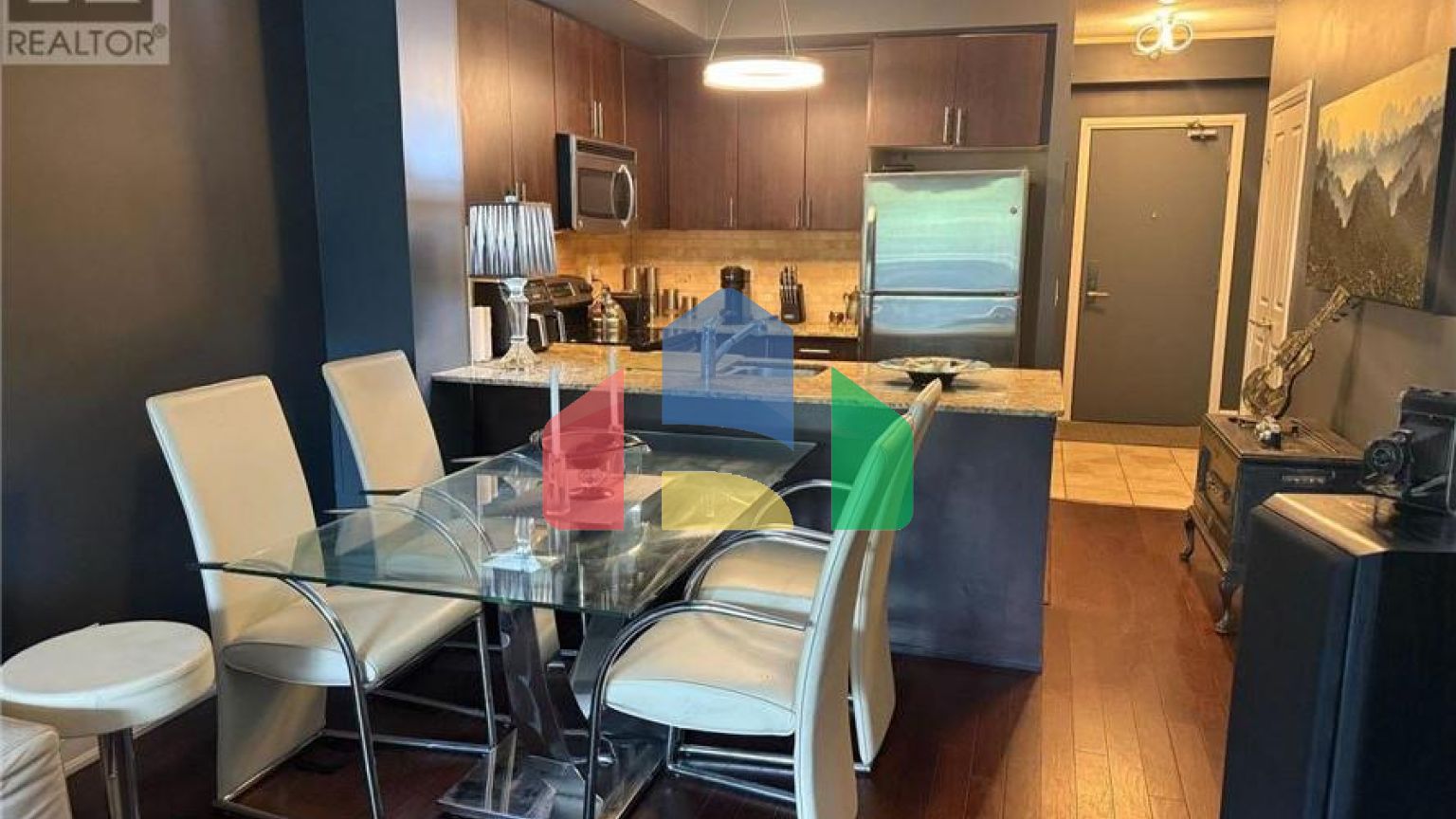 Residential - Condo/Apartment - Vaughan, Canada - Canada