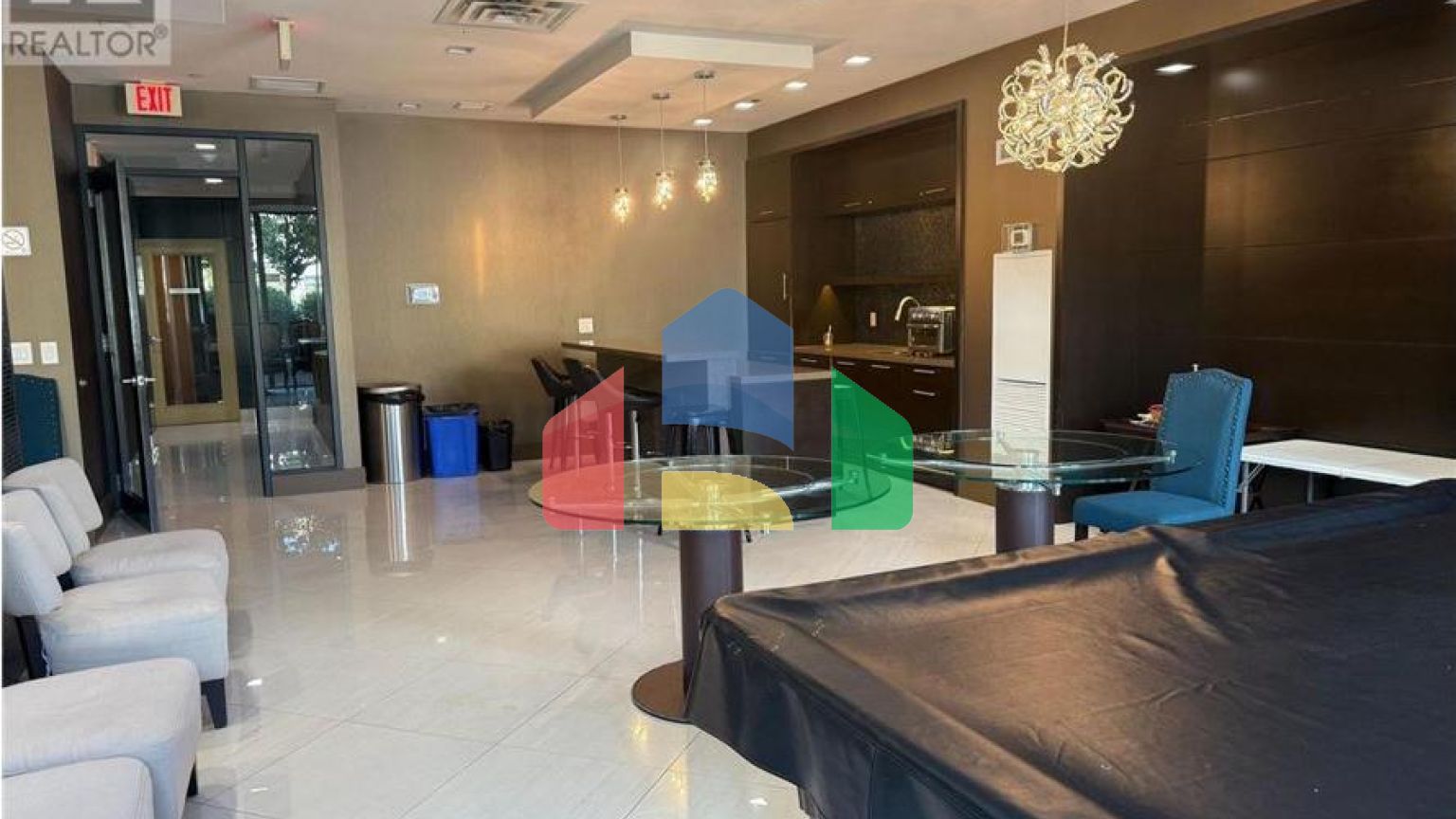 Residential - Condo/Apartment - Vaughan, Canada - Canada