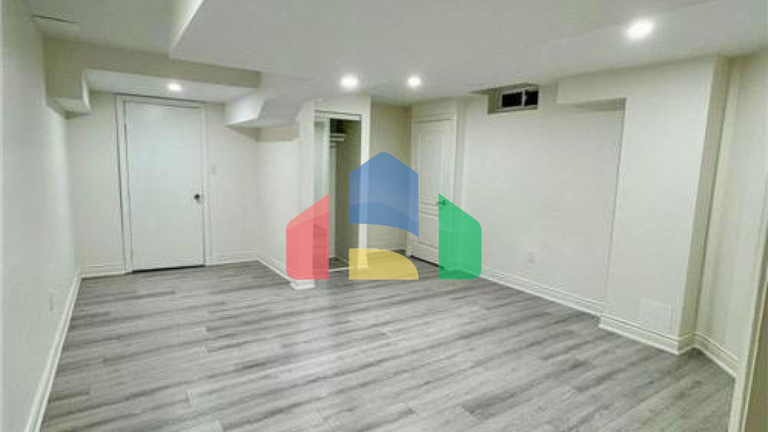 Residential - Single Family Home - Vaughan, Canada - Canada