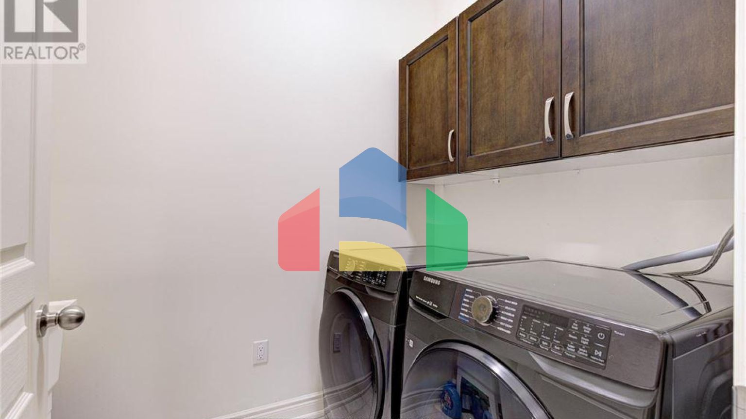 Residential - Single Family Home - Vaughan, Canada - Canada