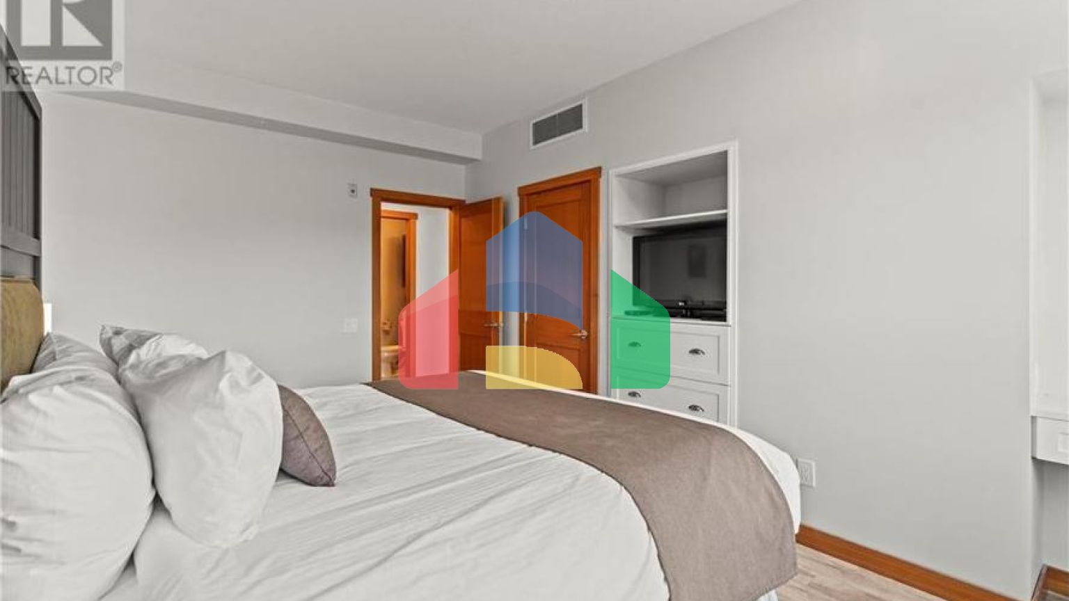 Residential - Condo/Apartment - Vernon, Canada - Canada