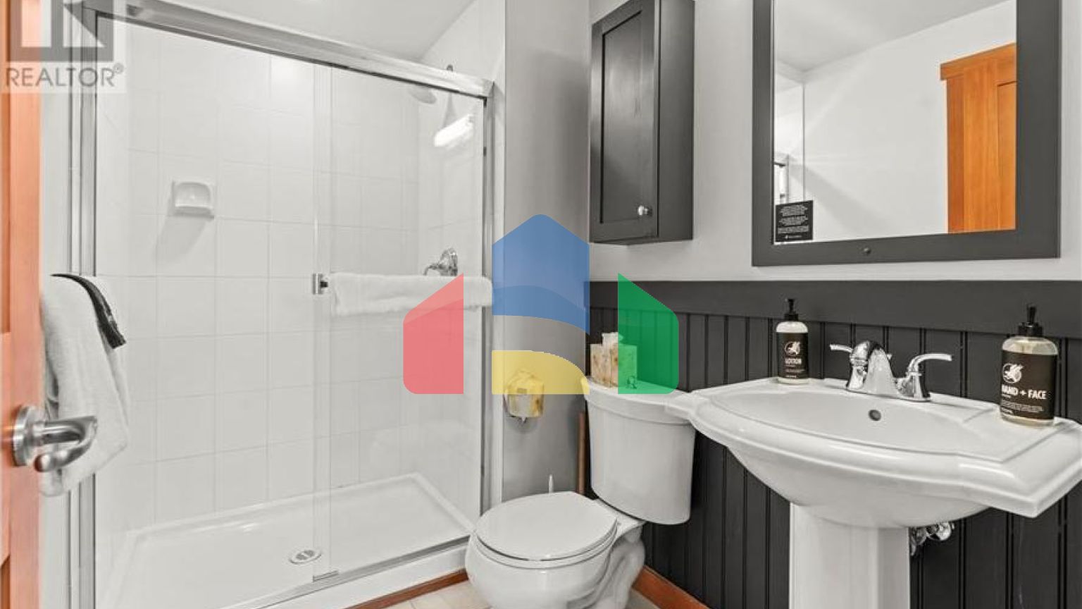 Residential - Condo/Apartment - Vernon, Canada - Canada