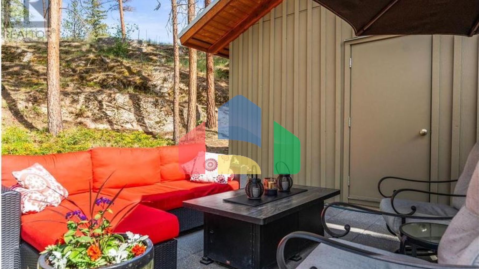 Residential - Single Family Home - Vernon, Canada - Canada