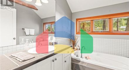 Residential - Single Family Home - Vernon, Canada - Canada